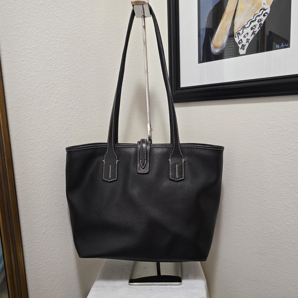 Dooney & Bourke Black Tote Bag - Picture 4 of 10